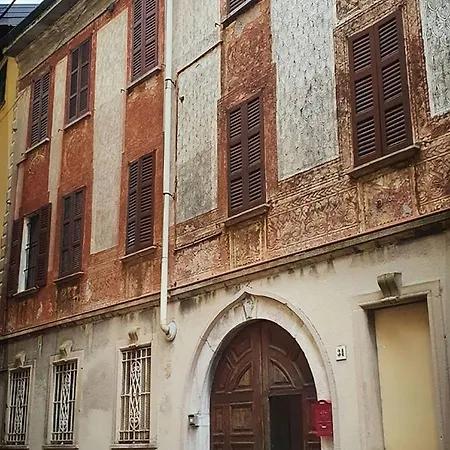 La Corte Antica - Maggiore Alojamento de Acomodação e Pequeno-almoço *