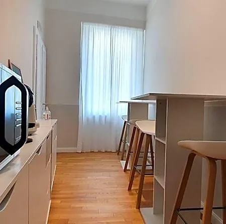 Alojamento de Acomodação e Pequeno-almoço La Corte Antica - Maggiore Luino
